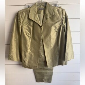 Kate Hill Silk Pantsuit Women 18W - green silk 2 piece pant & jacket set